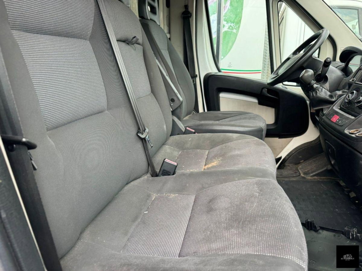 Peugeot Boxer Furgone 330 2.2 HDi/130CV FAP PC-TN Combi Comfort (10)