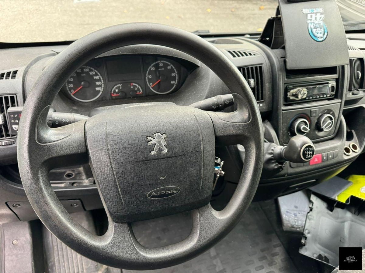 Peugeot Boxer Furgone 330 2.2 HDi/130CV FAP PC-TN Combi Comfort (9)