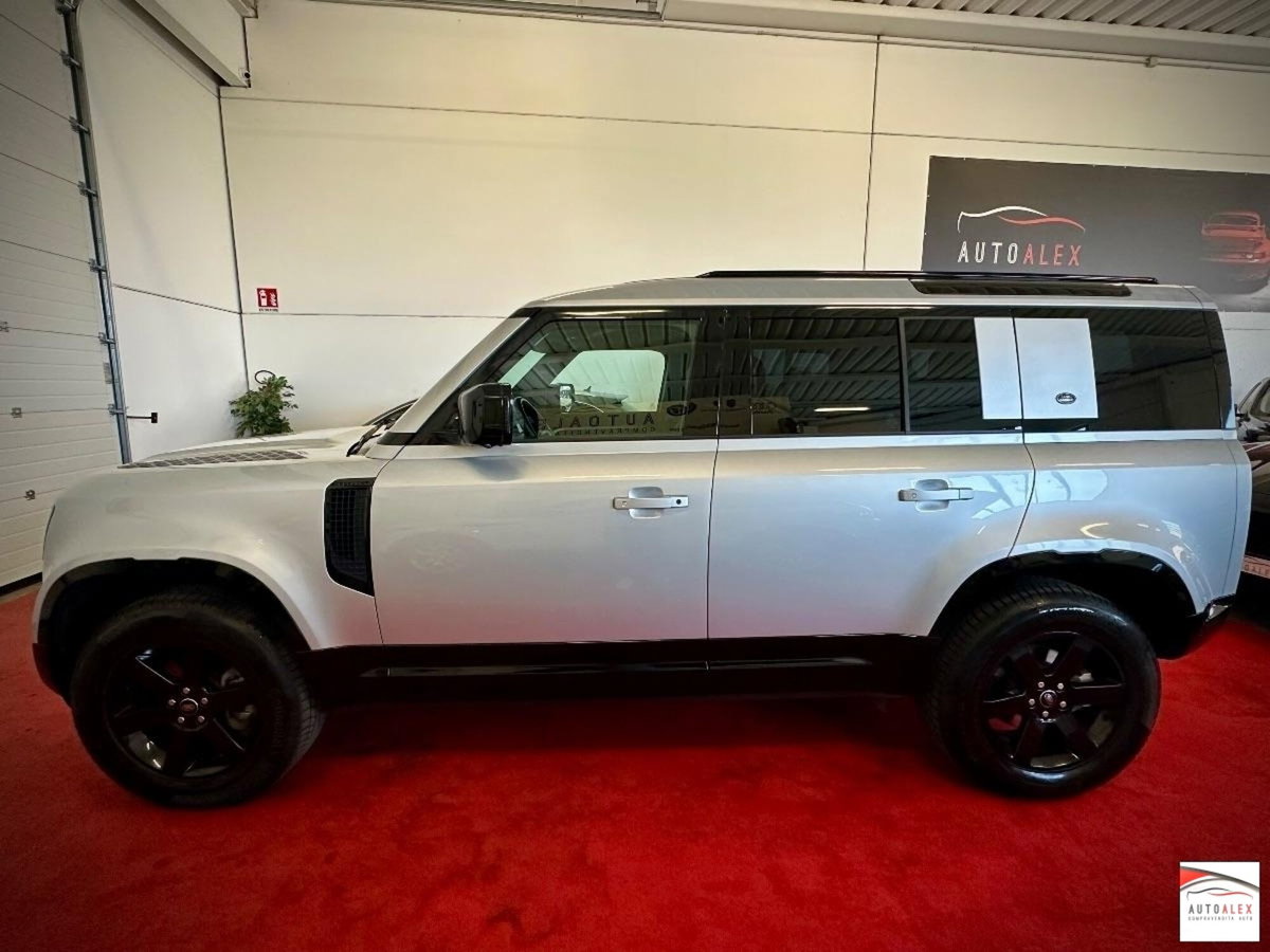 Land Rover Defender 110 3.0d i6 mhev S awd 200cv auto (16)
