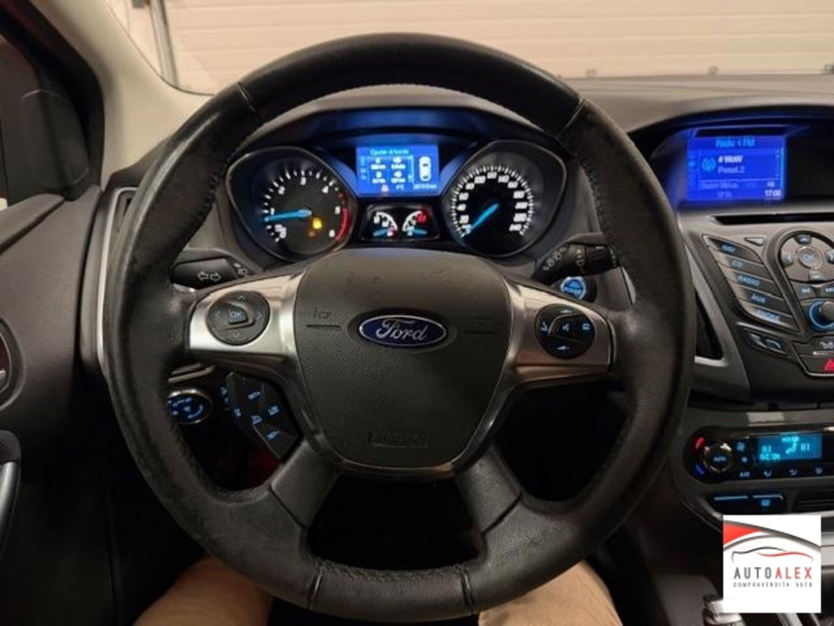 Ford Focus 1.6 TDCi 95 CV Titanium (10)