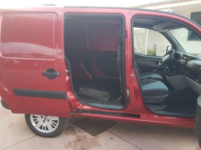 Fiat Doblò 1.9 MJT 105 CV Active (11)