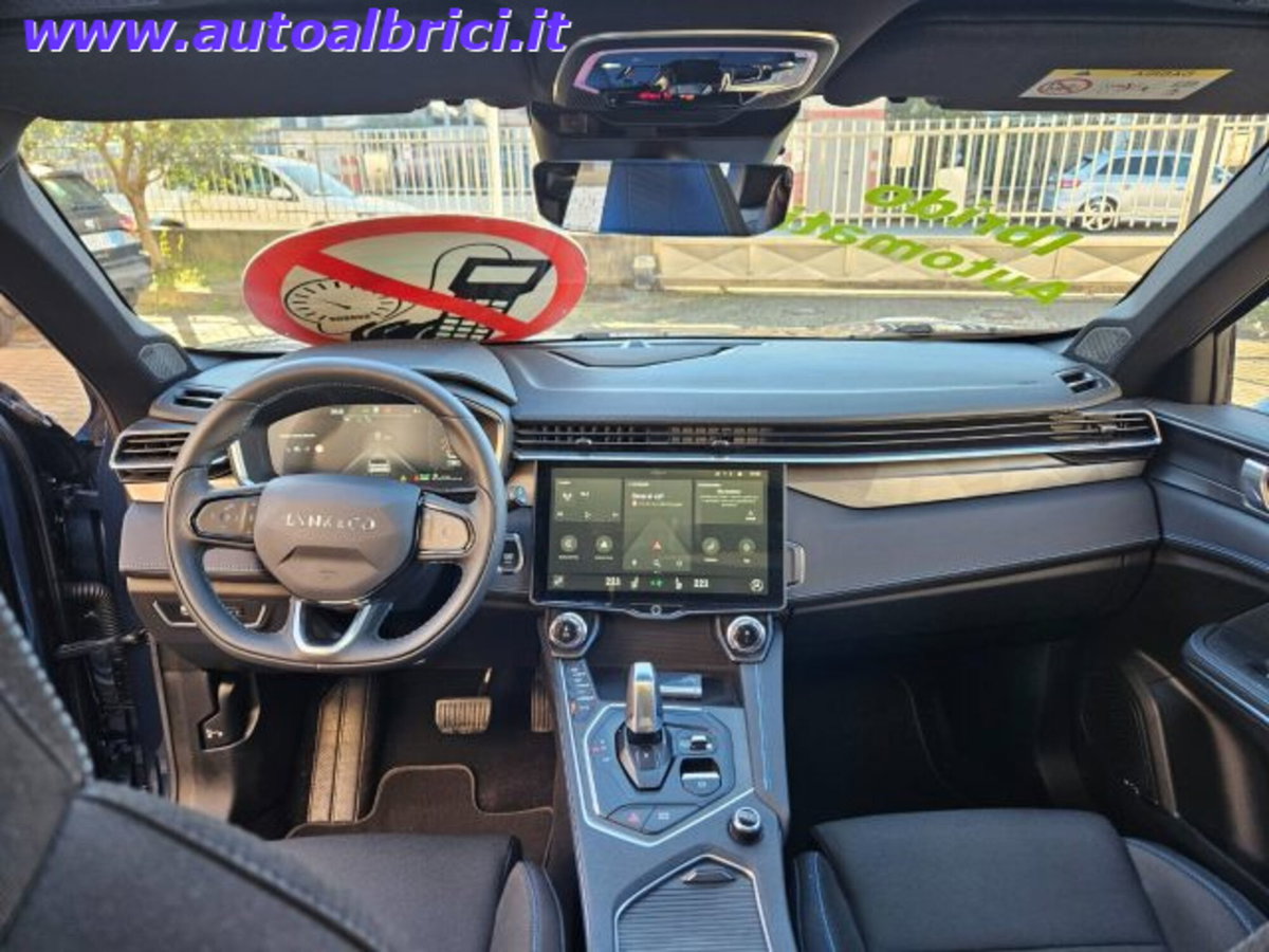 Lynk & Co 01 01 1.5 td phev (17)