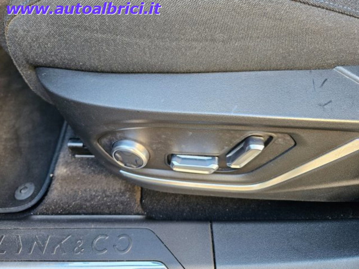 Lynk & Co 01 01 1.5 td phev (19)