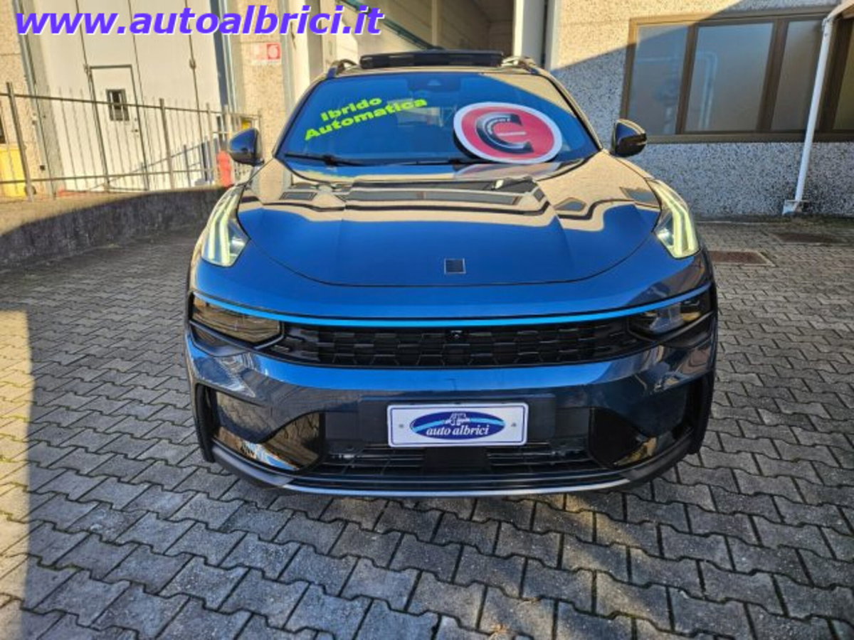 Lynk & Co 01 01 1.5 td phev (4)