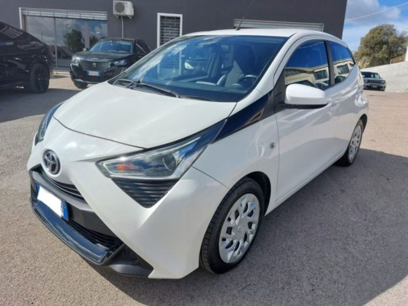 Toyota Aygo Connect 1.0 VVT-i 72 CV 5 porte x-clusiv MMT