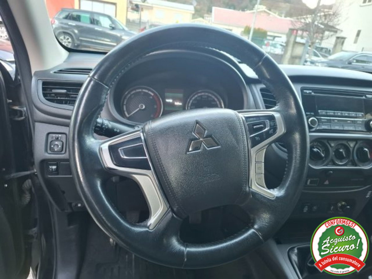 Mitsubishi L200 2.3 D Double Cab 4x4 Easy Select Invite Connect (13)
