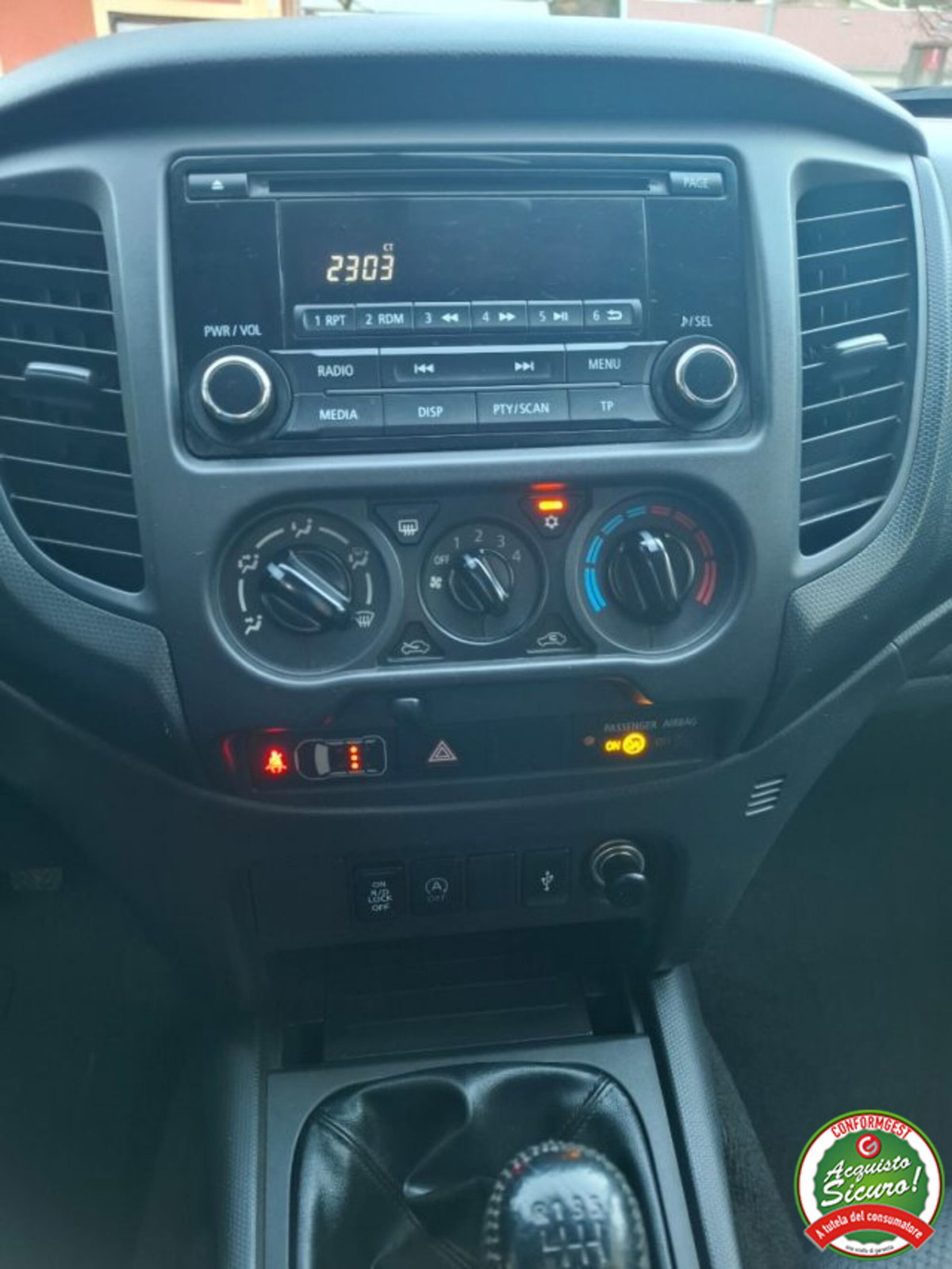 Mitsubishi L200 2.3 D Double Cab 4x4 Easy Select Invite Connect (14)