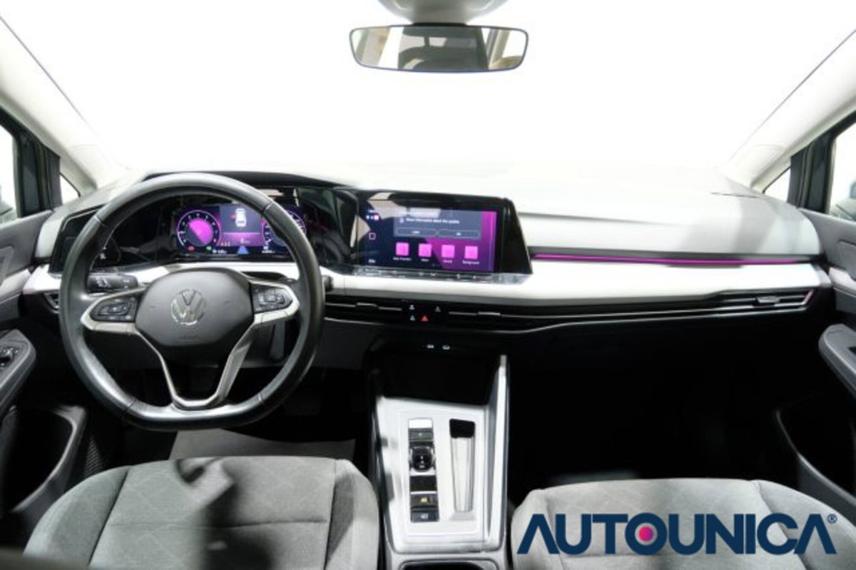 Volkswagen Golf Variant 1.0 eTSI EVO DSG Life (10)