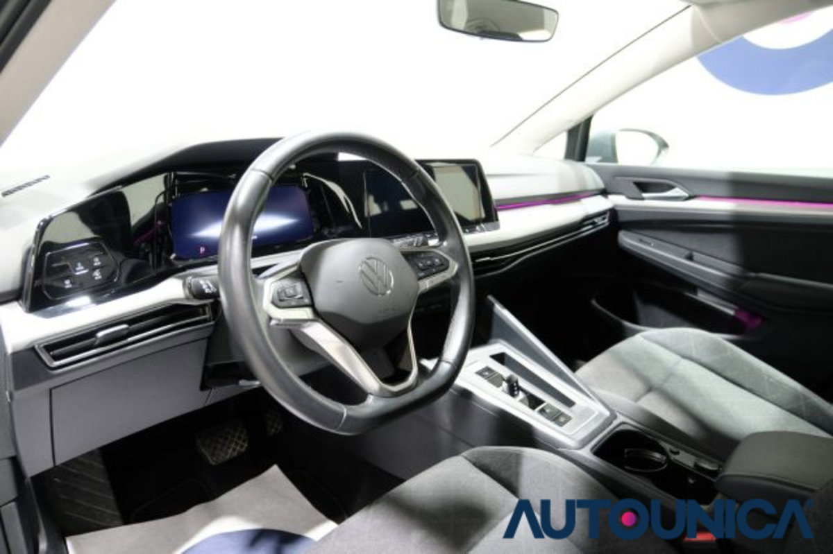 Volkswagen Golf Variant 1.0 eTSI EVO DSG Life (5)