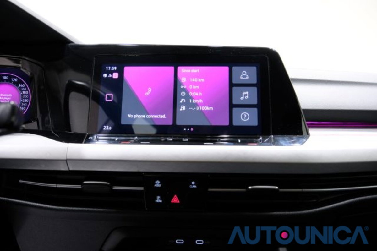 Volkswagen Golf Variant 1.0 eTSI EVO DSG Life (9)