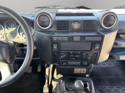 Land Rover Defender 110 2.2 TD4 CrewCab (12)