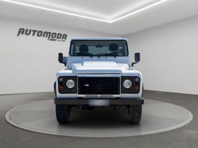 Land Rover Defender 110 2.2 TD4 CrewCab (2)
