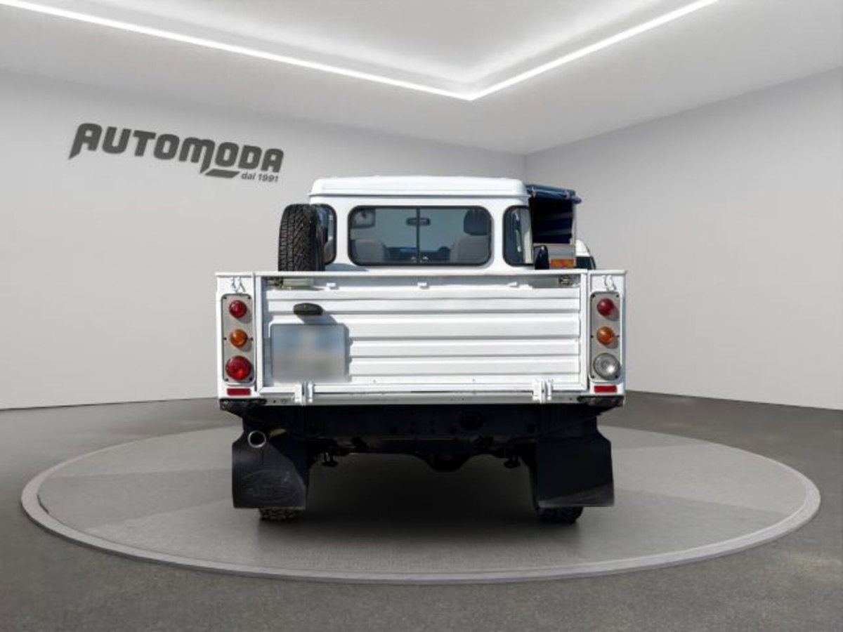 Land Rover Defender 110 2.2 TD4 CrewCab (5)