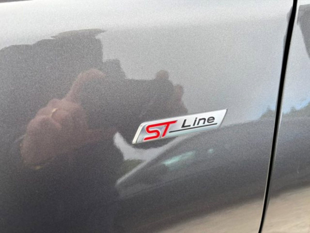 Ford Puma 1.0 EcoBoost Hybrid 125 CV S&S aut. ST-Line X (18)