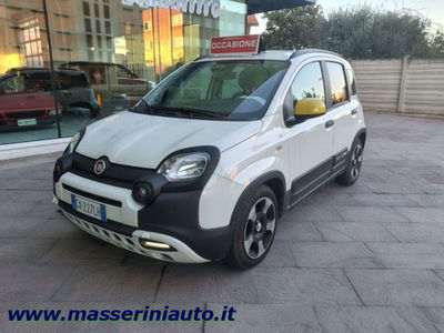 Fiat Panda Cross 1.0 firefly hybrid Cross s&s 70cv 5p.ti usata