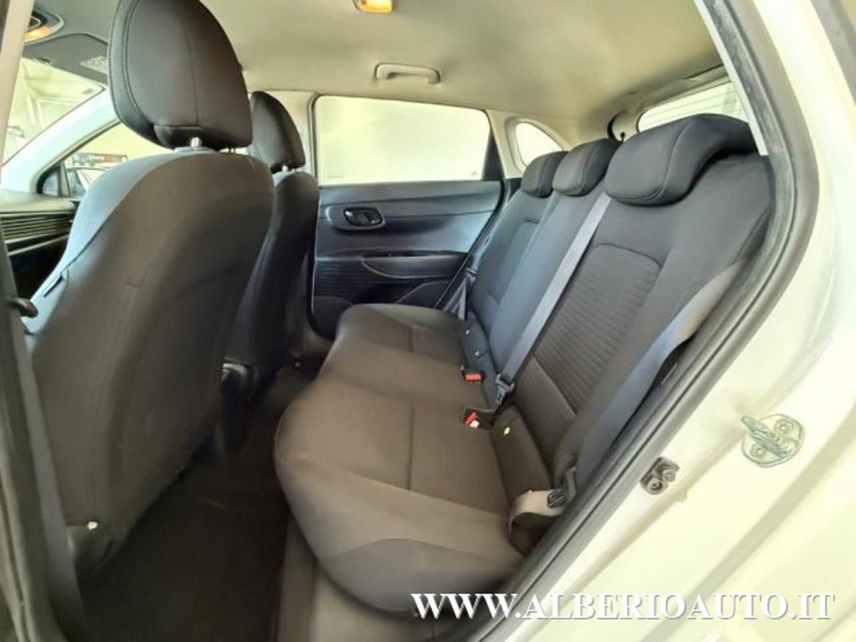 Hyundai i20 1.2 MPI MT GPL ConnectLine (14)