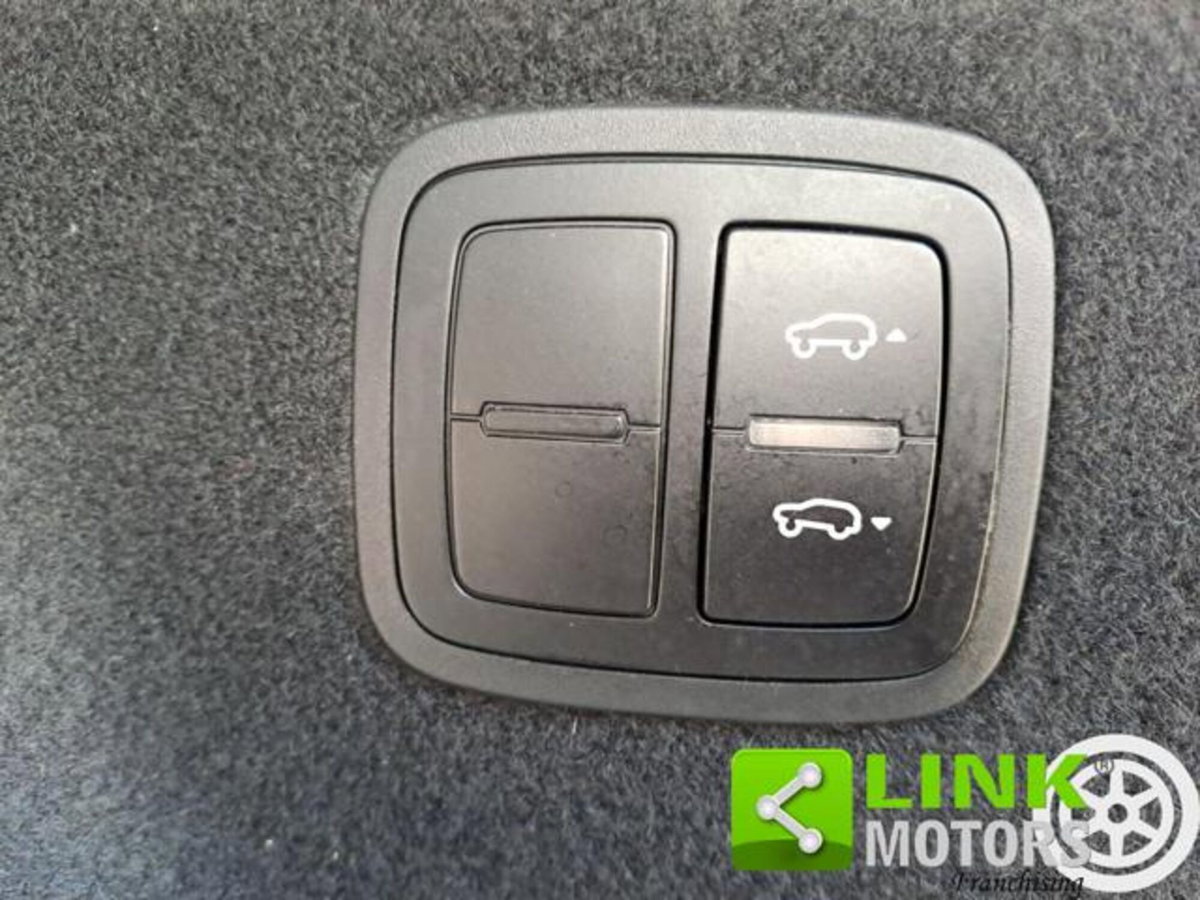 Porsche Macan 2.0 265cv pdk (18)