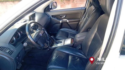Volvo XC90 D5 AWD Geartronic Executive (7)