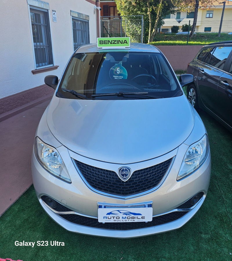 Lancia Ypsilon 1.2 69 CV 5 porte Silver