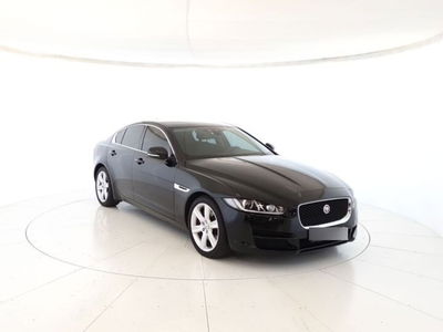 Jaguar XE 2.0 D Turbo 180CV Prestige usata