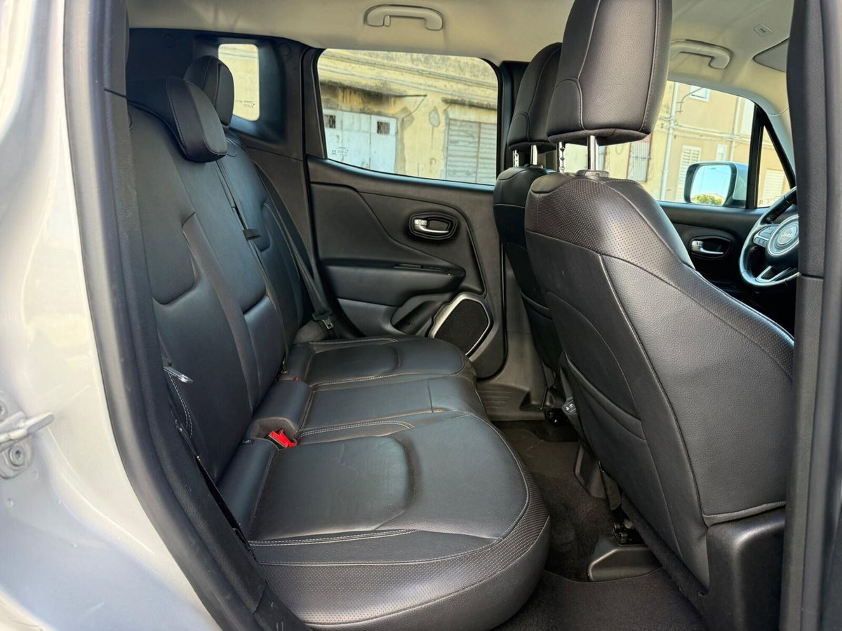 Jeep Renegade 1.6 Mjt 120 CV Limited (17)