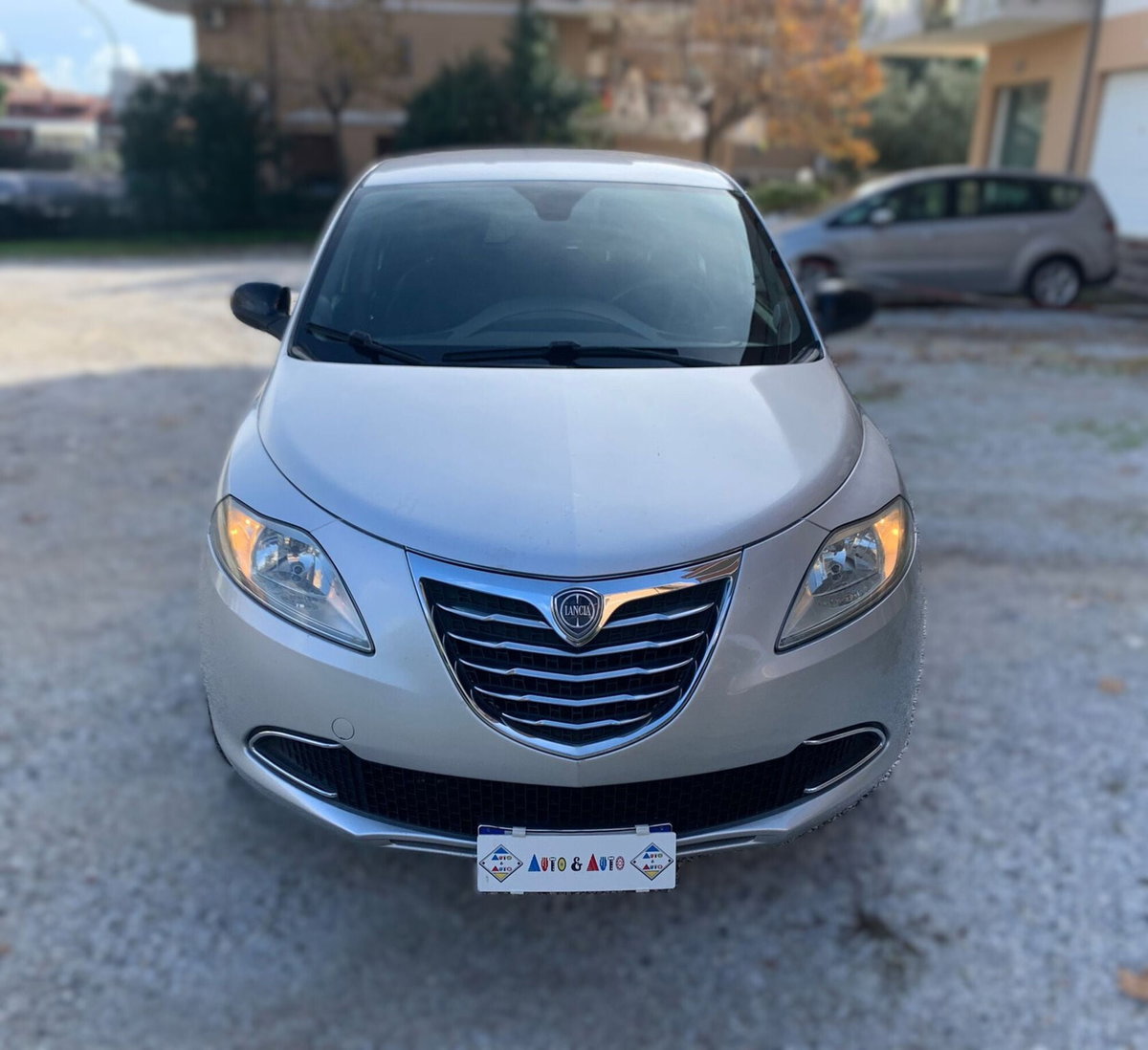 Lancia Ypsilon 1.3 MJT 16V 95 CV 5 porte S&S Platinum (3)