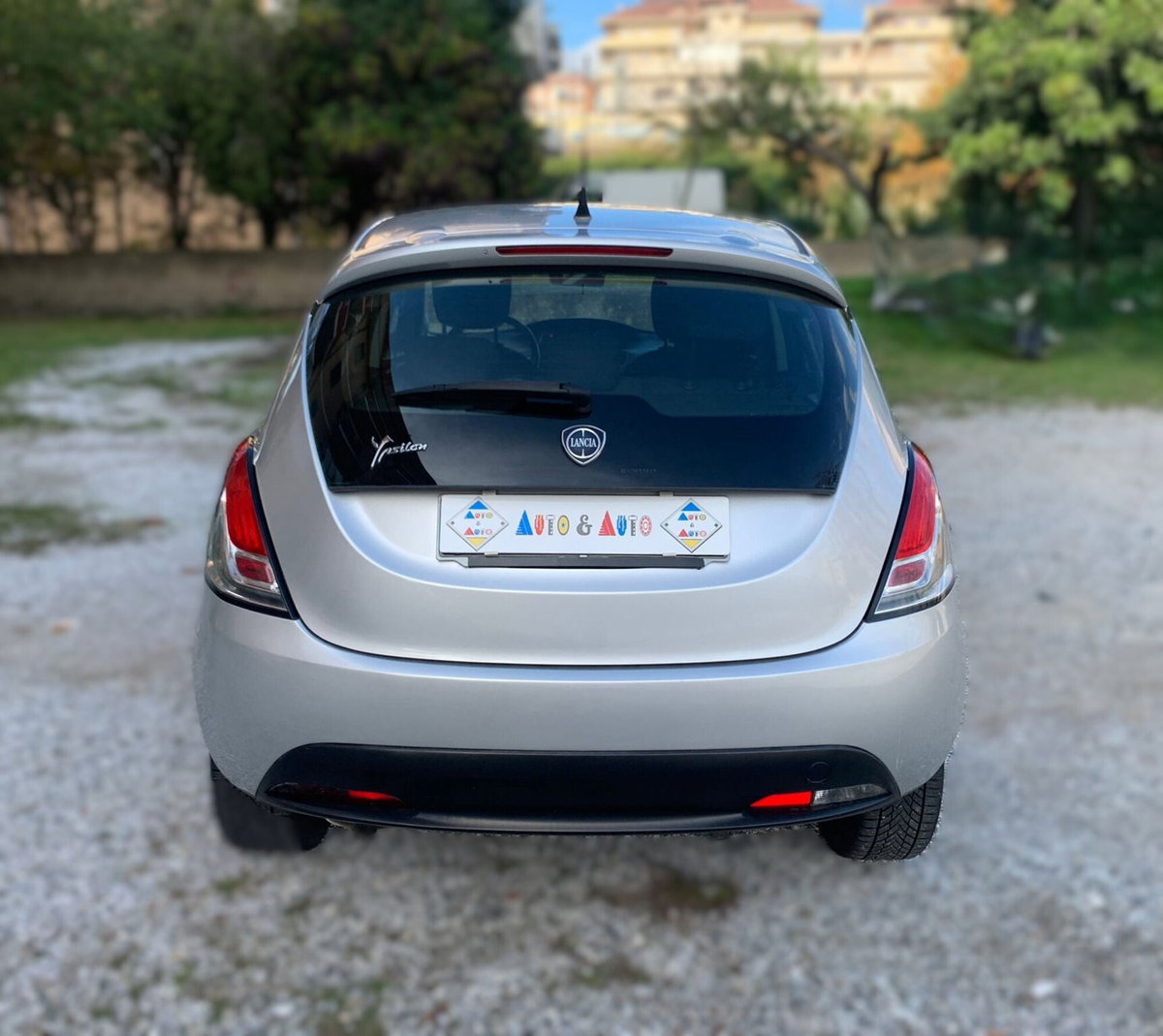 Lancia Ypsilon 1.3 MJT 16V 95 CV 5 porte S&S Platinum (4)