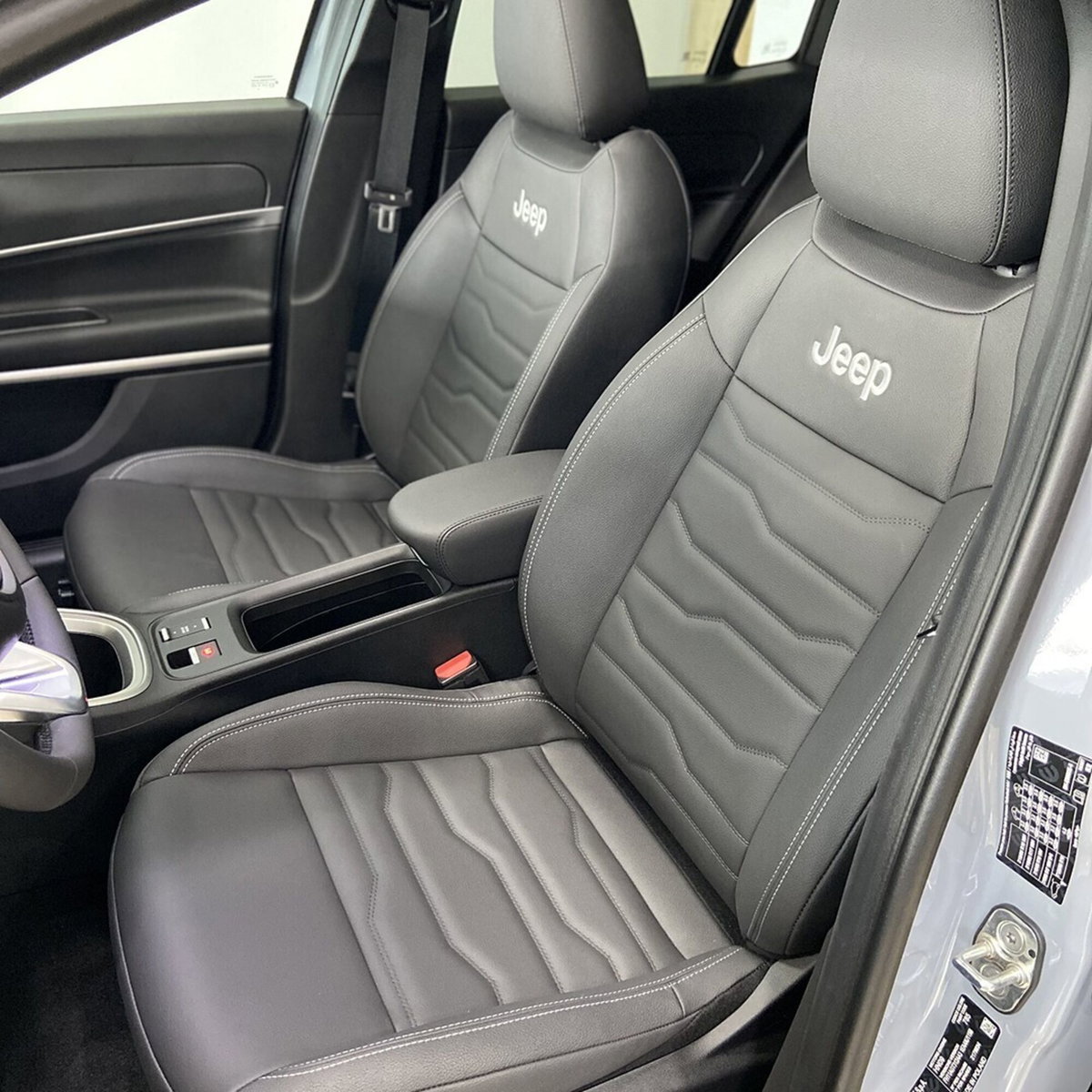 Jeep Avenger 1.2 turbo Summit fwd 100cv (6)
