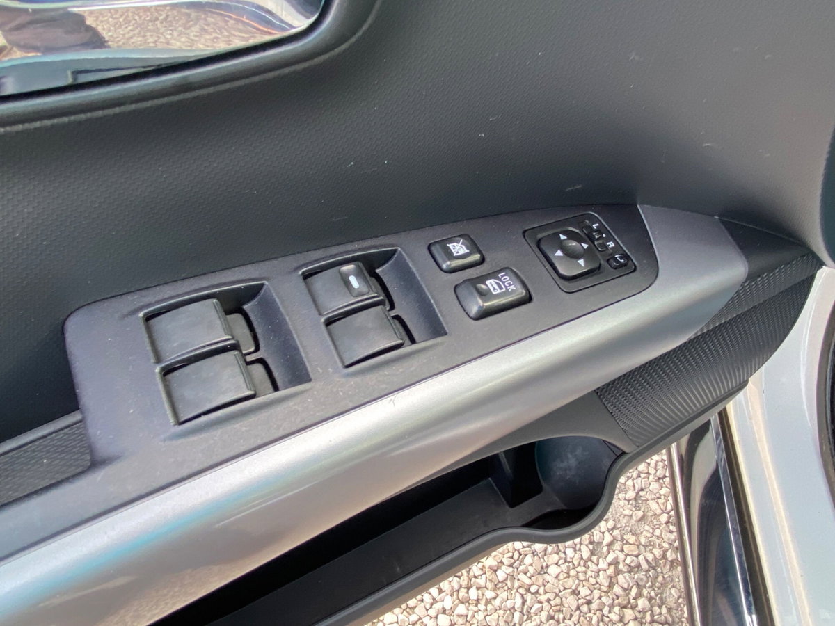 Peugeot 4007 HDi 156CV DCS Féline (11)