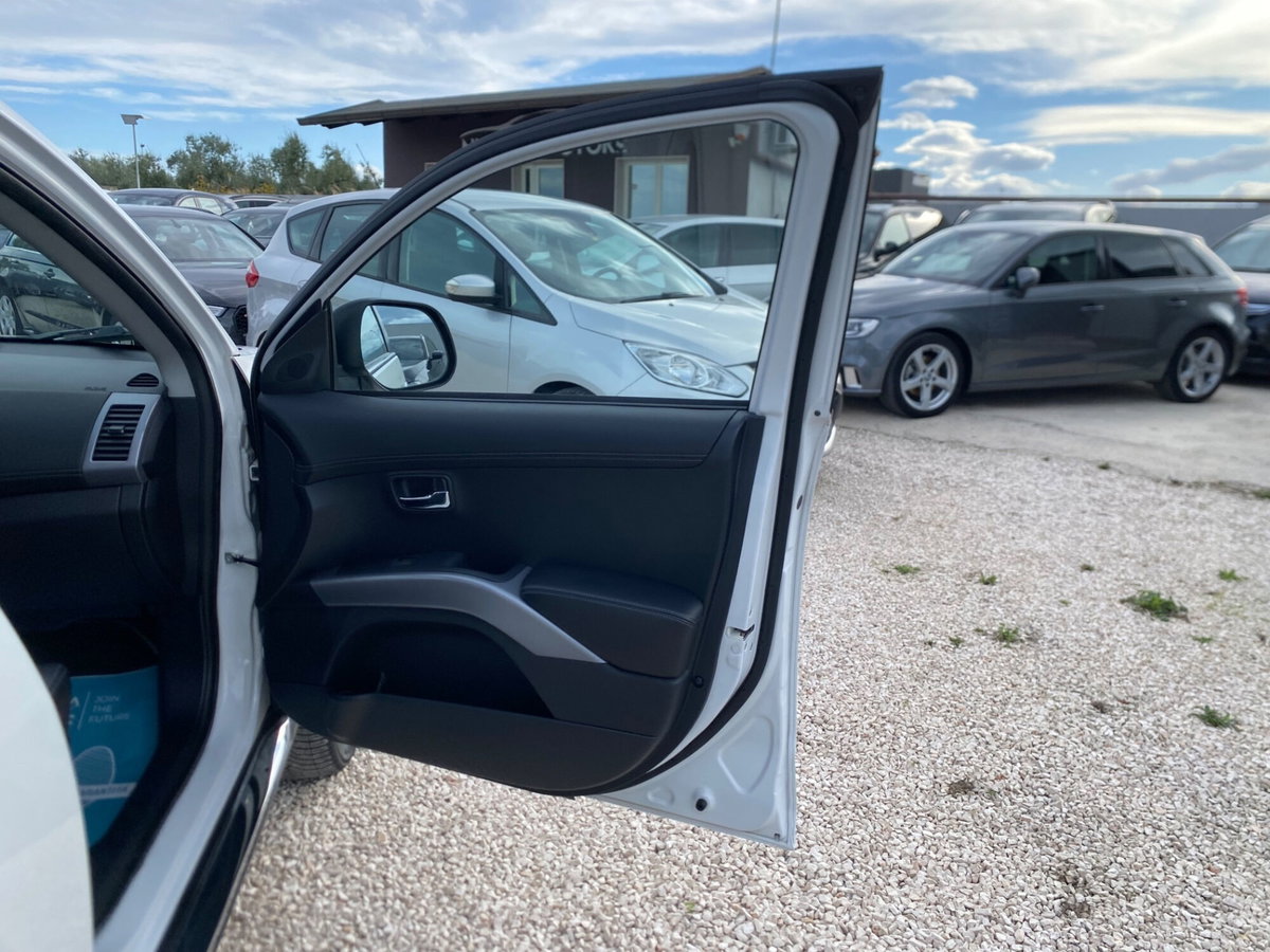 Peugeot 4007 HDi 156CV DCS Féline (17)