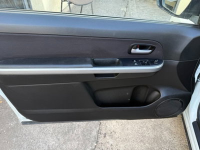 Suzuki Grand Vitara 1.9 DDiS 3 porte Offroad (14)