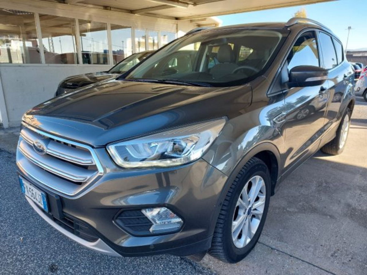 Ford Kuga 1.5 TDCI 120 CV S&S 2WD Powershift Edition