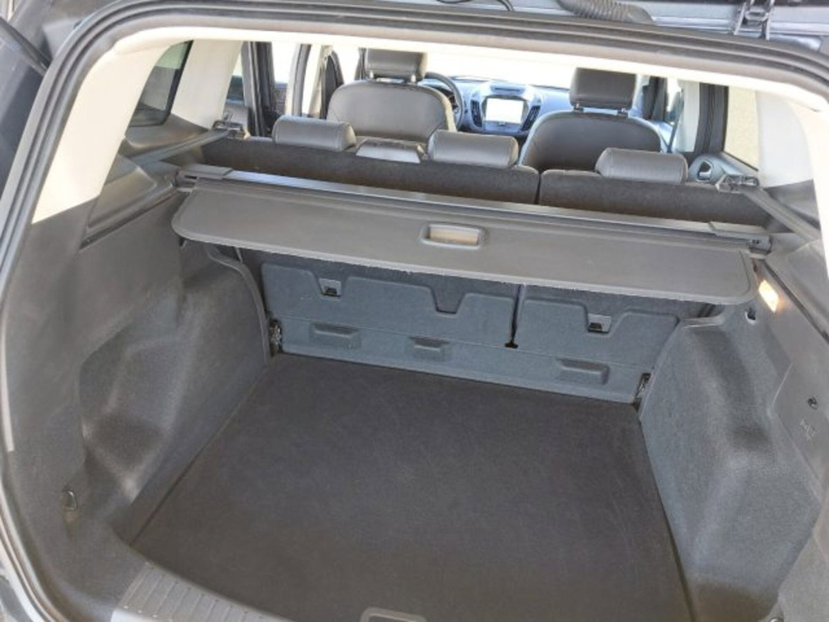 Ford Kuga 1.5 TDCI 120 CV S&S 2WD Powershift Edition (10)