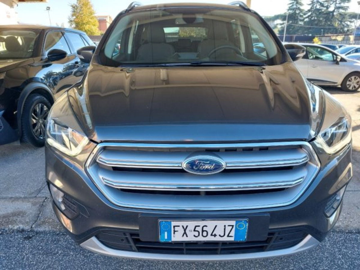 Ford Kuga 1.5 TDCI 120 CV S&S 2WD Powershift Edition (2)