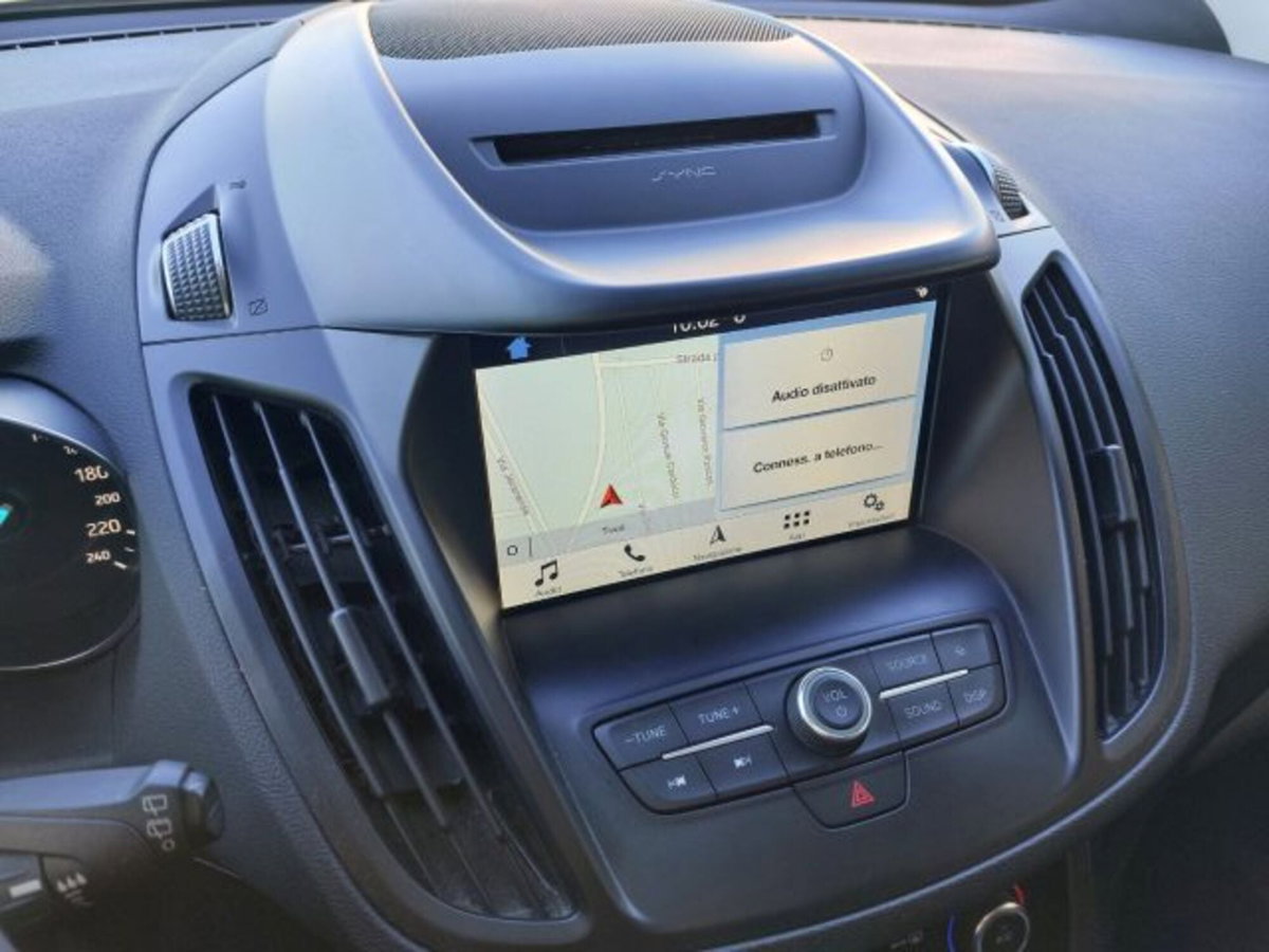 Ford Kuga 1.5 TDCI 120 CV S&S 2WD Powershift Edition (4)