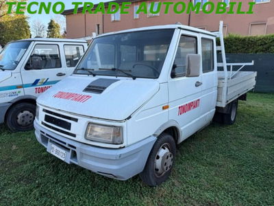 Iveco Daily Telaio 35.12 2.5 TDI PC-DC Cab. 7 p.ti usata