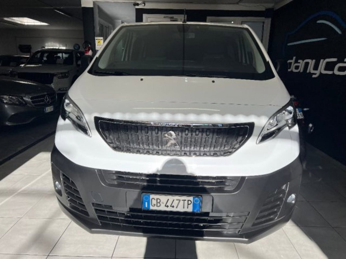 Peugeot Traveller BlueHDi 100 Compact Business (2)