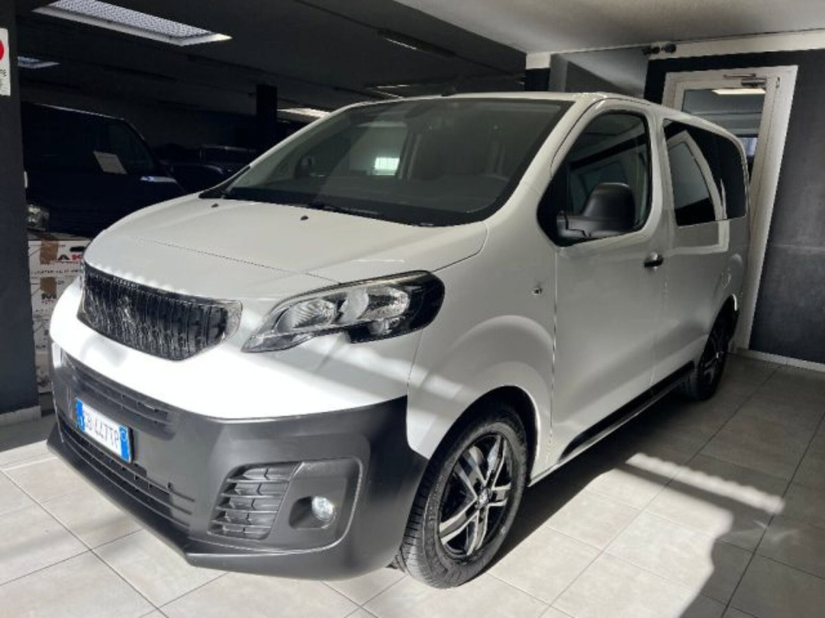 Peugeot Traveller BlueHDi 100 Compact Business (5)