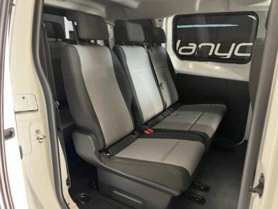 Peugeot Traveller BlueHDi 100 Compact Business (8)