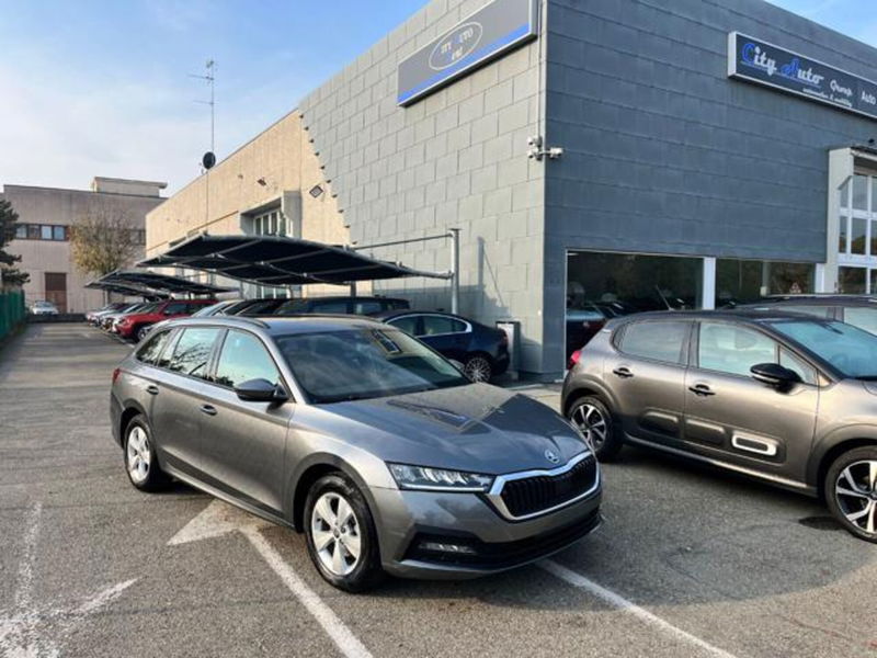 Skoda Octavia Station Wagon 2.0 TDI EVO SCR DSG Wagon Executive