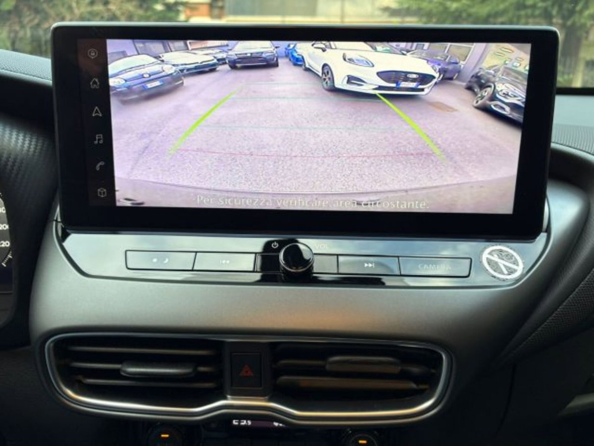 Nissan Juke 1.0 dig-t N-Connecta 114cv dct (10)