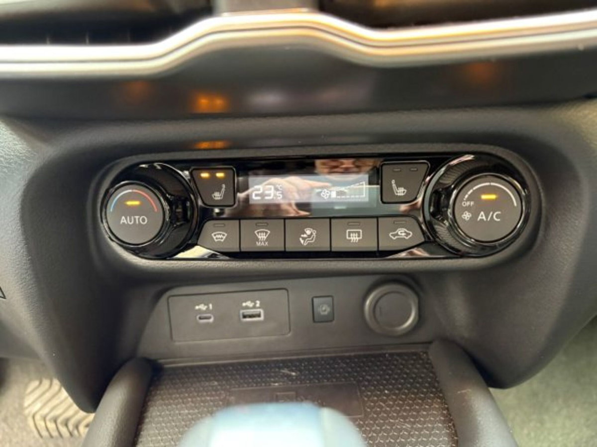Nissan Juke 1.0 dig-t N-Connecta 114cv dct (12)