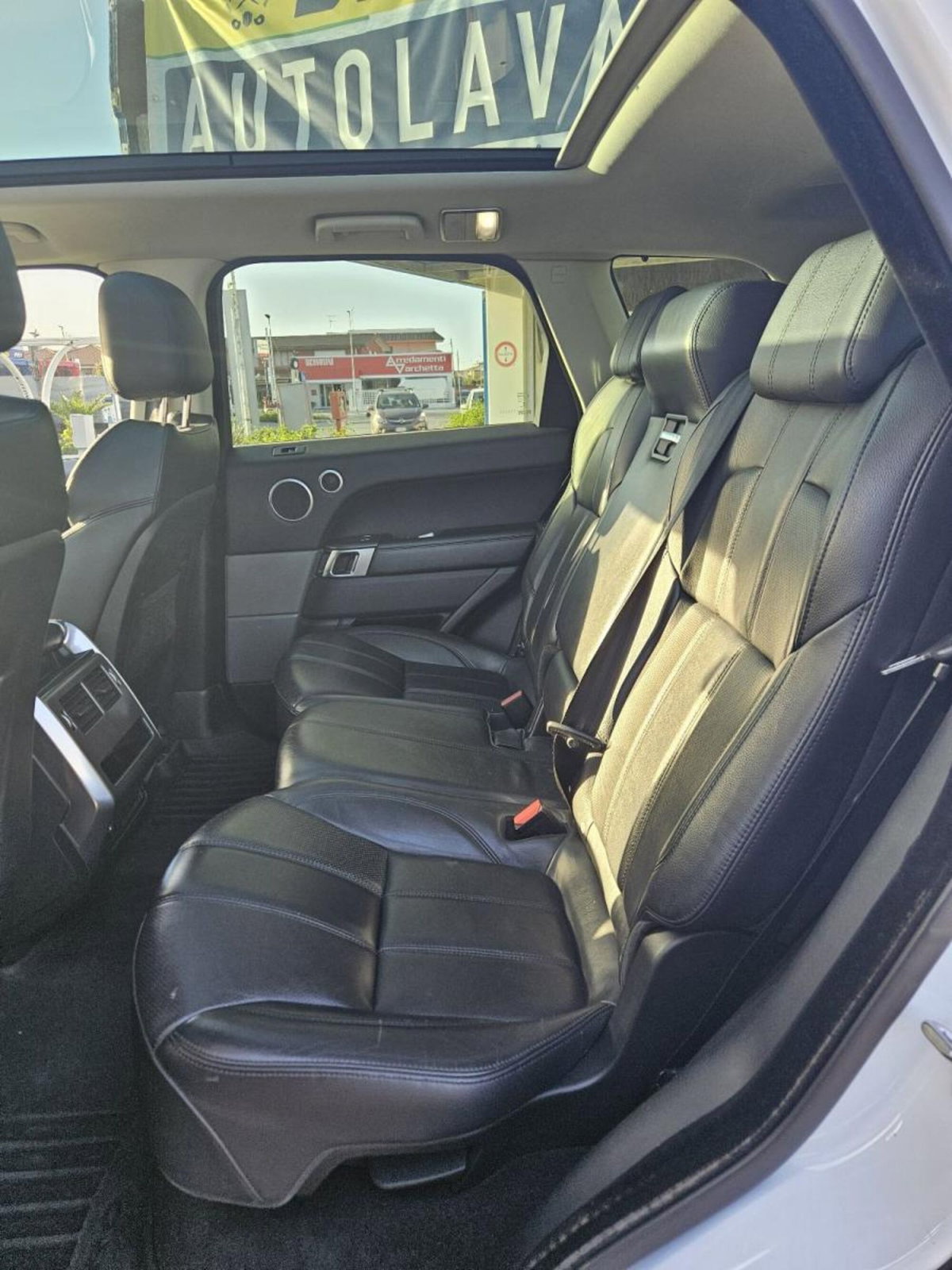 Land Rover Range Rover Sport 3.0 TDV6 HSE Dynamic (10)