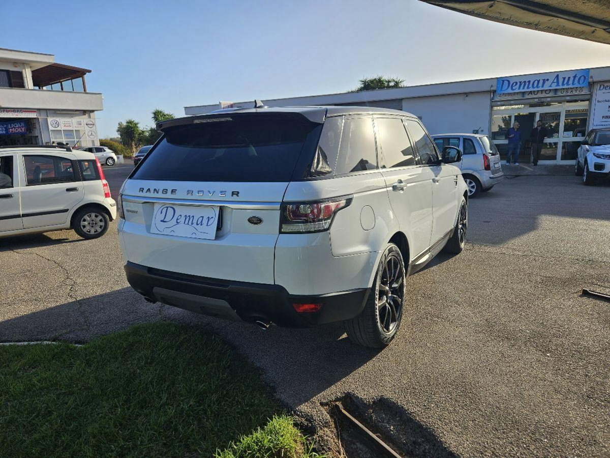 Land Rover Range Rover Sport 3.0 TDV6 HSE Dynamic (6)
