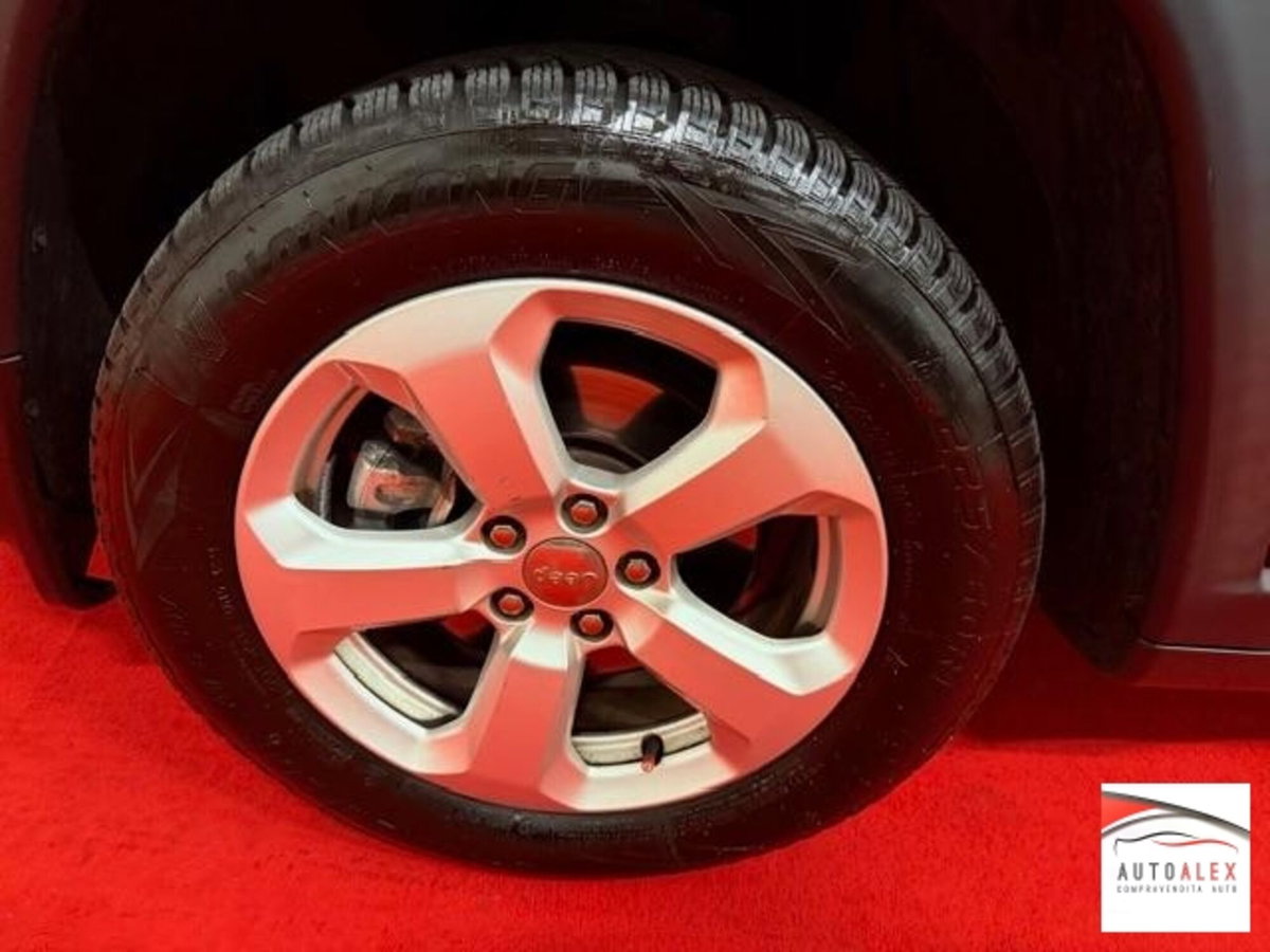 Jeep Compass 1.6 Multijet II 2WD Limited (10)