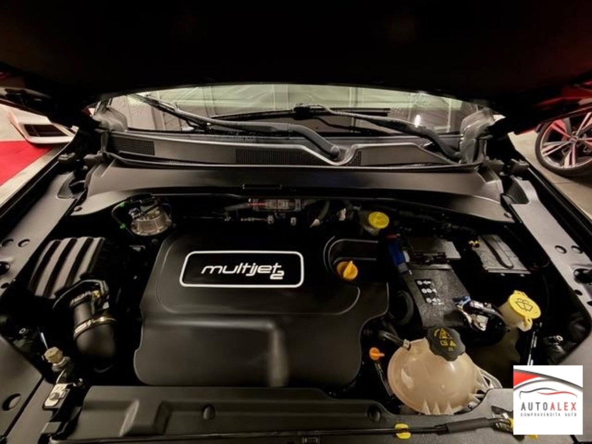 Jeep Compass 1.6 Multijet II 2WD Limited (15)