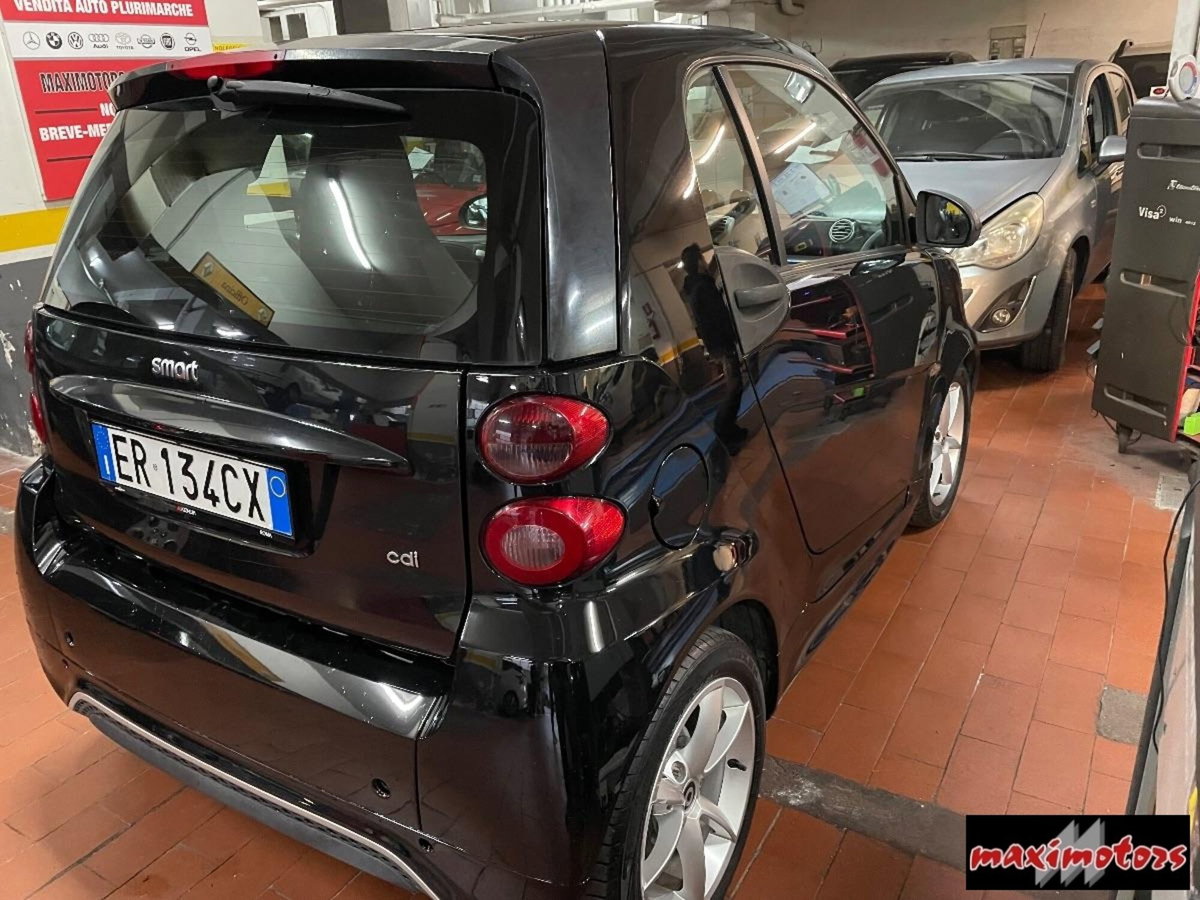smart Fortwo 800 40 kW coupé pulse cdi (2)