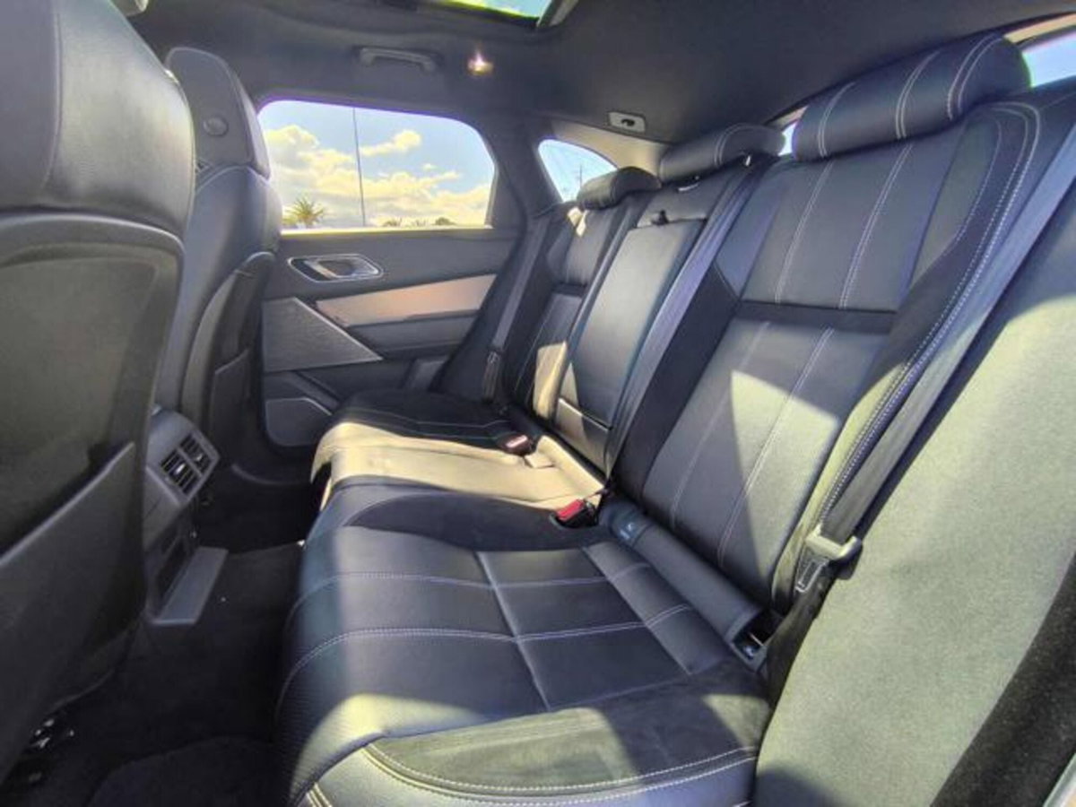 Land Rover Range Rover Velar 2.0D I4 240 CV R-Dynamic (11)