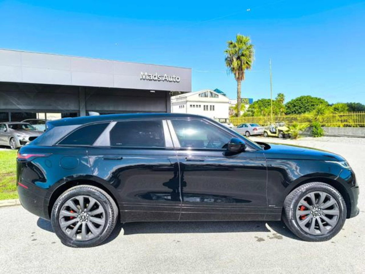 Land Rover Range Rover Velar 2.0D I4 240 CV R-Dynamic (4)