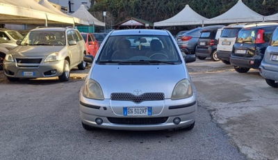 Toyota Yaris 1.3i 16V cat Luna usata